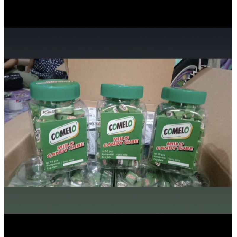 permen comelo milo candy cube 1 dus ( 48 botol )