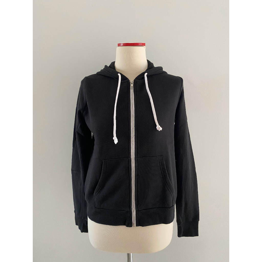 HOODIE DIVIDED H&M LENGAN PANJANG TOPI RESLETING HITAM BASIC CEWEK WANITA SWEARSHIRT MUSIM DINGIN JA