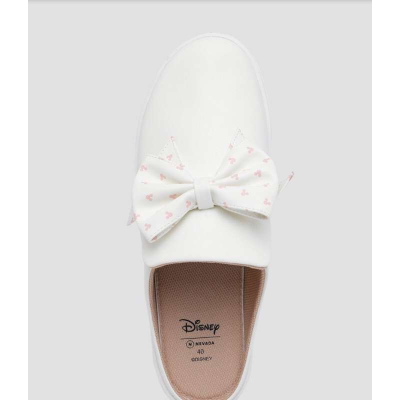 sepatu wanita Disney x Nevada new model