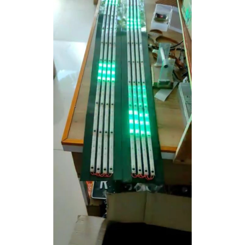 Lampu Led Strobo 4 Baris Kaca mobil