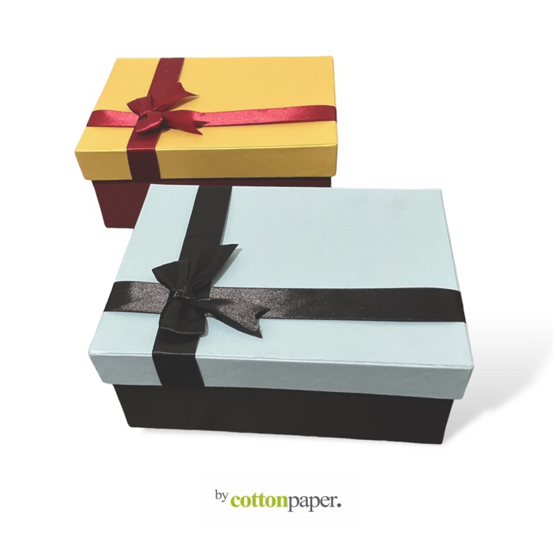 

Kotak Kado / Gift Box / Kotak Bingkisan / Hardbox / Box Pita Satin Size 22x16x9cm