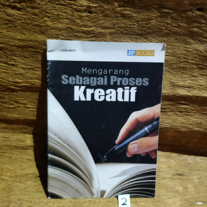 BUKU MENGARANG SEBAGAI PROSES KREATIF