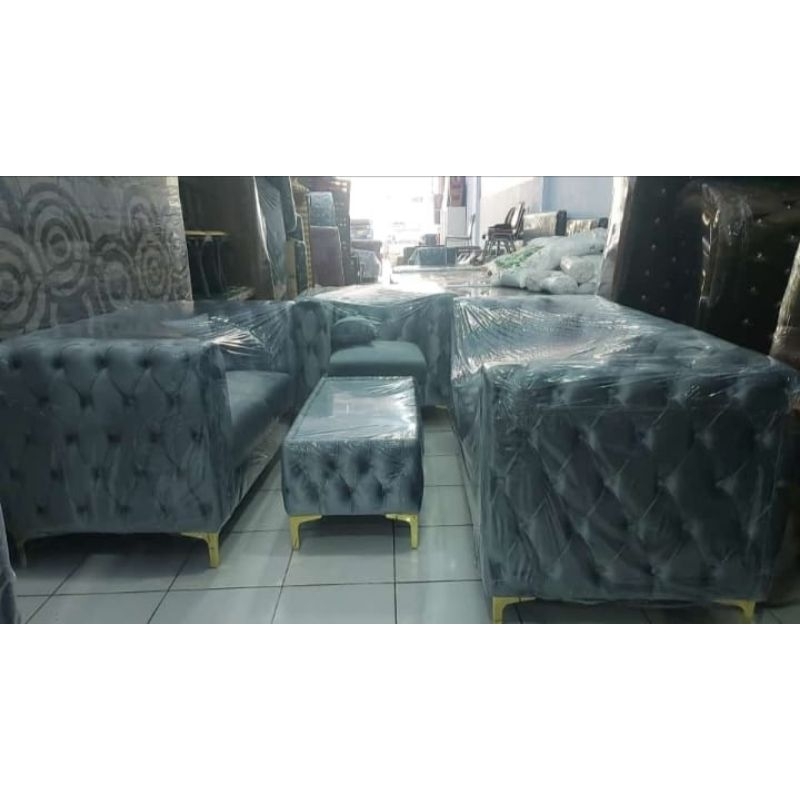 Sofa Chester Seribu Kancing Mewah 321 + Meja Tamu Murah