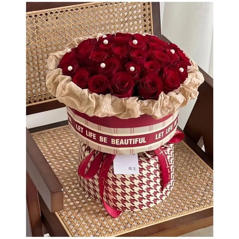 

Kertas Cellophane Buket Bunga / Flower Wrapping Bouquet