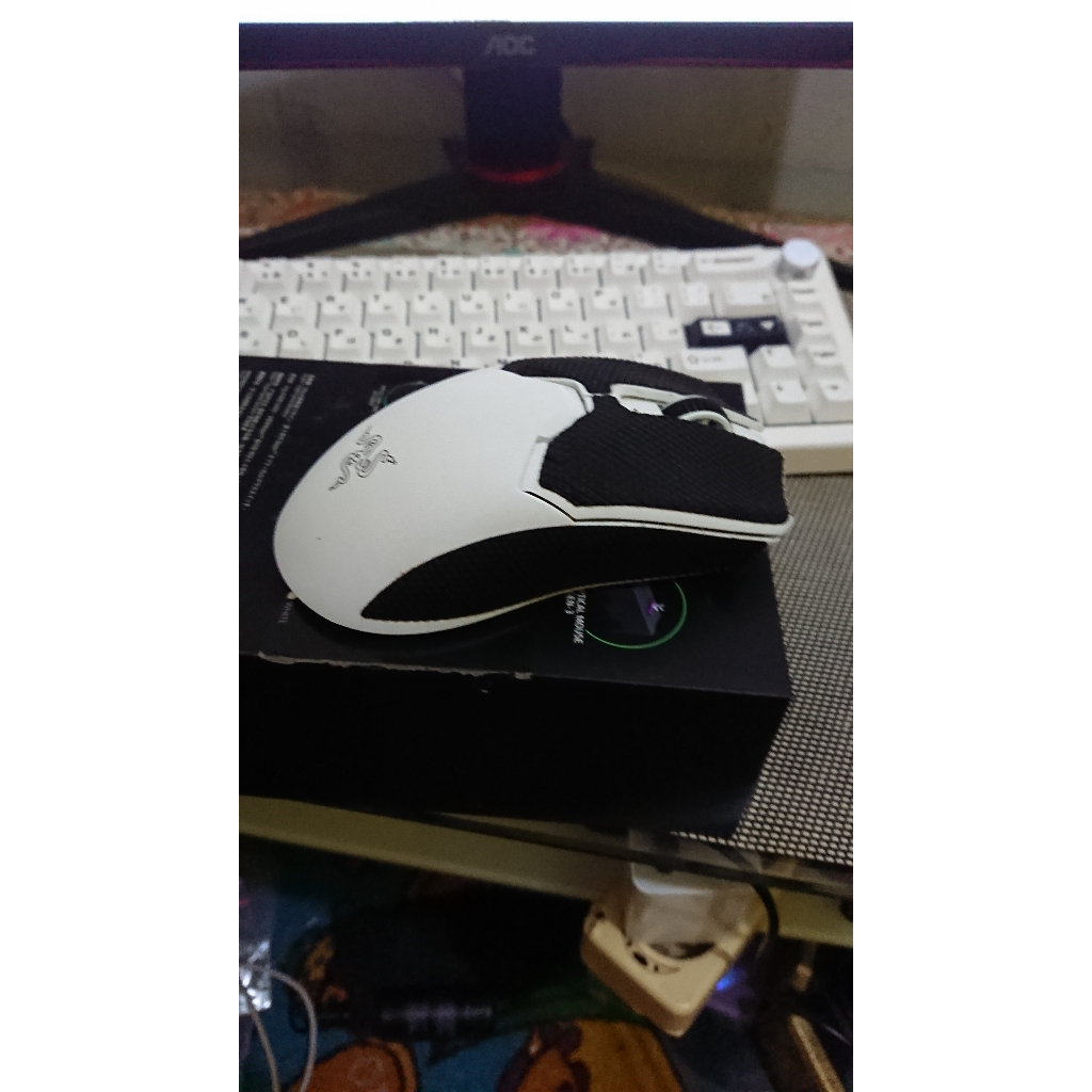 Razer Viper V2 Pro - Mouse Gaming Wireless 30K DPI Hitam/Putih