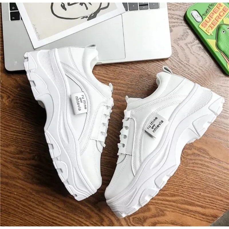 A06  SEPATU SNEAKERS WANITA KOREA STYLE  PUTIH SIZE 37 - 40 / SNEAKERS WANITA AG201