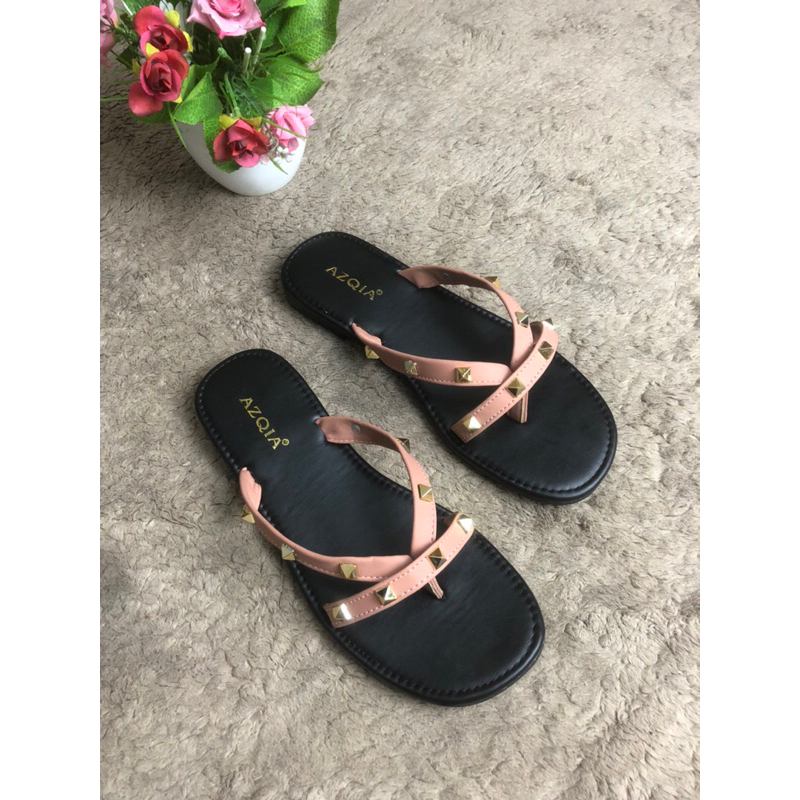 Sandal flat wanita stoded piramid simpel elegant