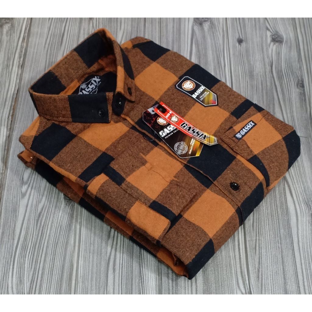 kemeja lengan panjang pria motif garis / kemeja lengan panjang pria flanel / kemeja pria lengan panjang