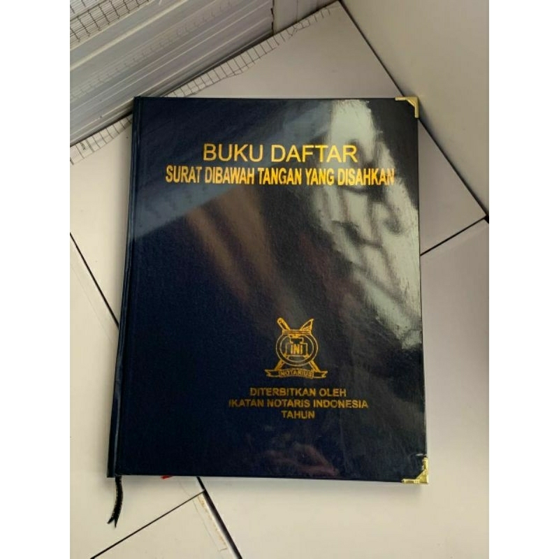 

Buku daftar dibawah tangan yang di sahkan