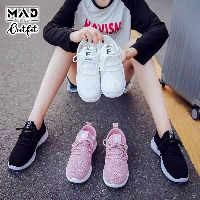 SEPATU WANITA - MAD GRF SNEAKERS
