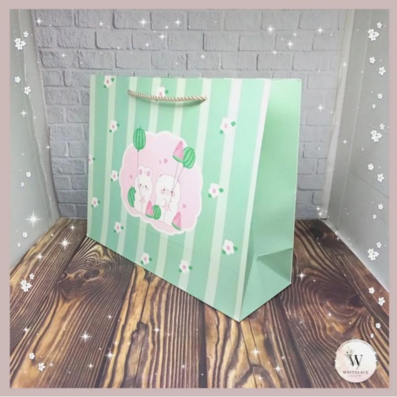 

Paper Bag Kado Model Tali Bentuk Landscape Ukuran Besar (Size L) Pastel Green Cute Watermelon Balloon Tas Jinjing Kertas Hadiah Premium