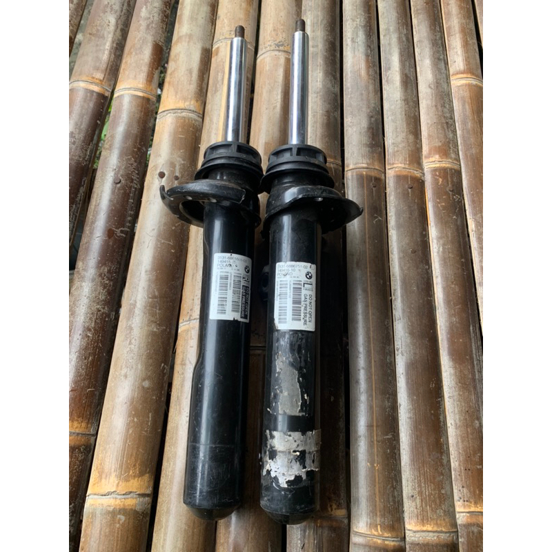 Shock breaker depan BMW X1,F48 sepasang