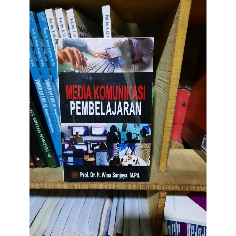 

BUKU PEMBELJARAN MEDIA KOMUNIKASI