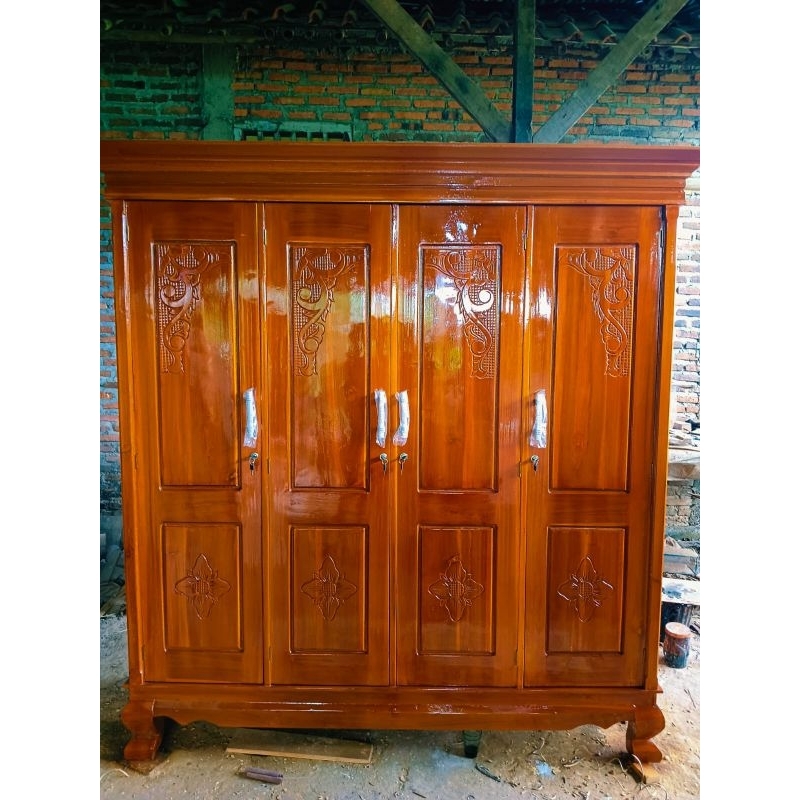 lemari kayu jati 4 pintu