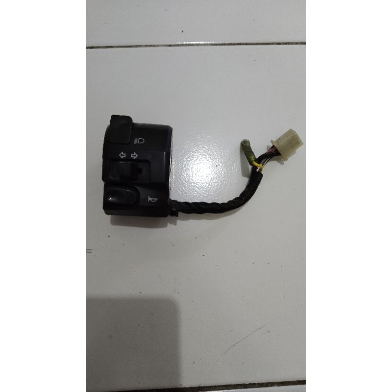 Holder kiri Nmax old
