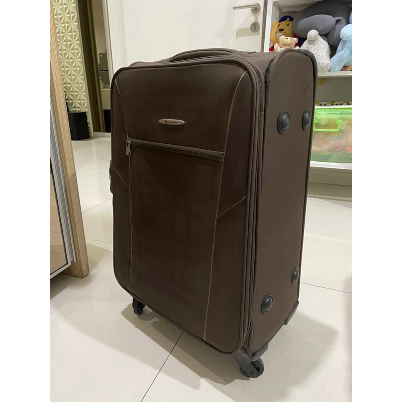 Koper travelling passport