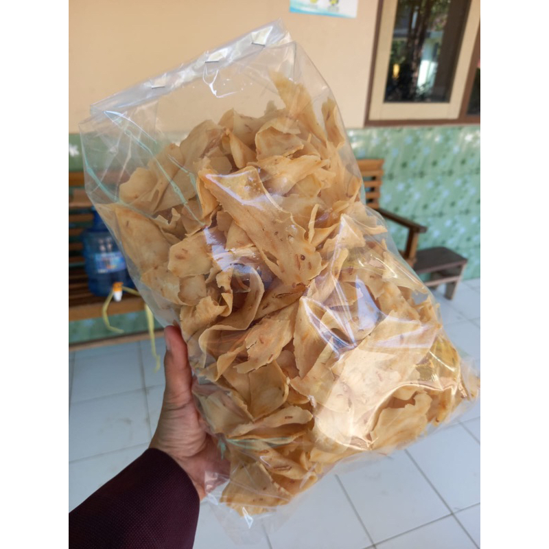 

KRIPIK BAWANG / ATOS ATOS 500 GRAM