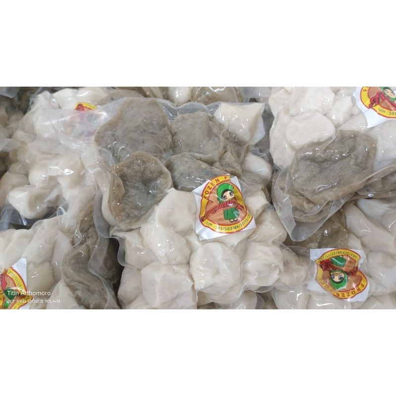 

Pempek campur
