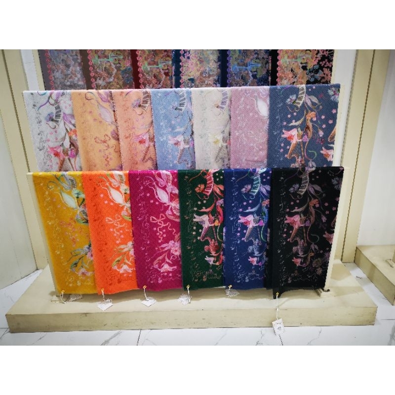 Buttonscarves Nada Series 2