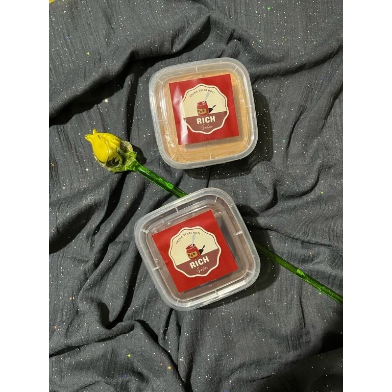 

Rich Selai Roti Coklat Hazelnut