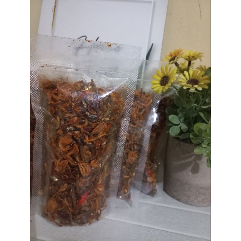 

TERI BAWANG KRIUK PEDAS KEMASAN 100GR