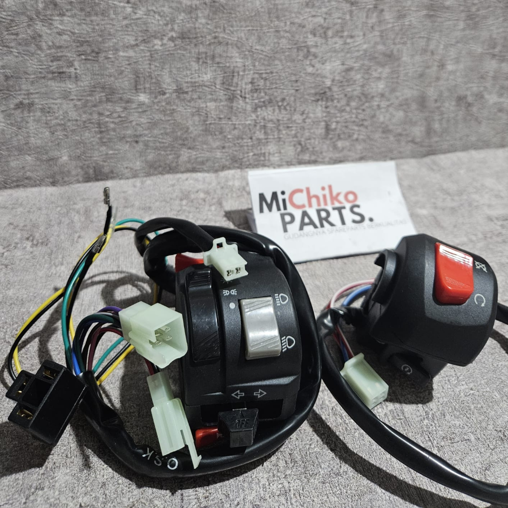 Sepasang Holder Saklar Kiri Kanan untuk Motor Vixion Lama 2007-2010