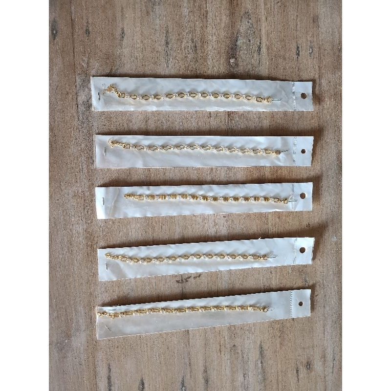 Gelang Titanium Emas