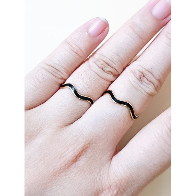 Cincin emas polos hitam kadar 375/8k