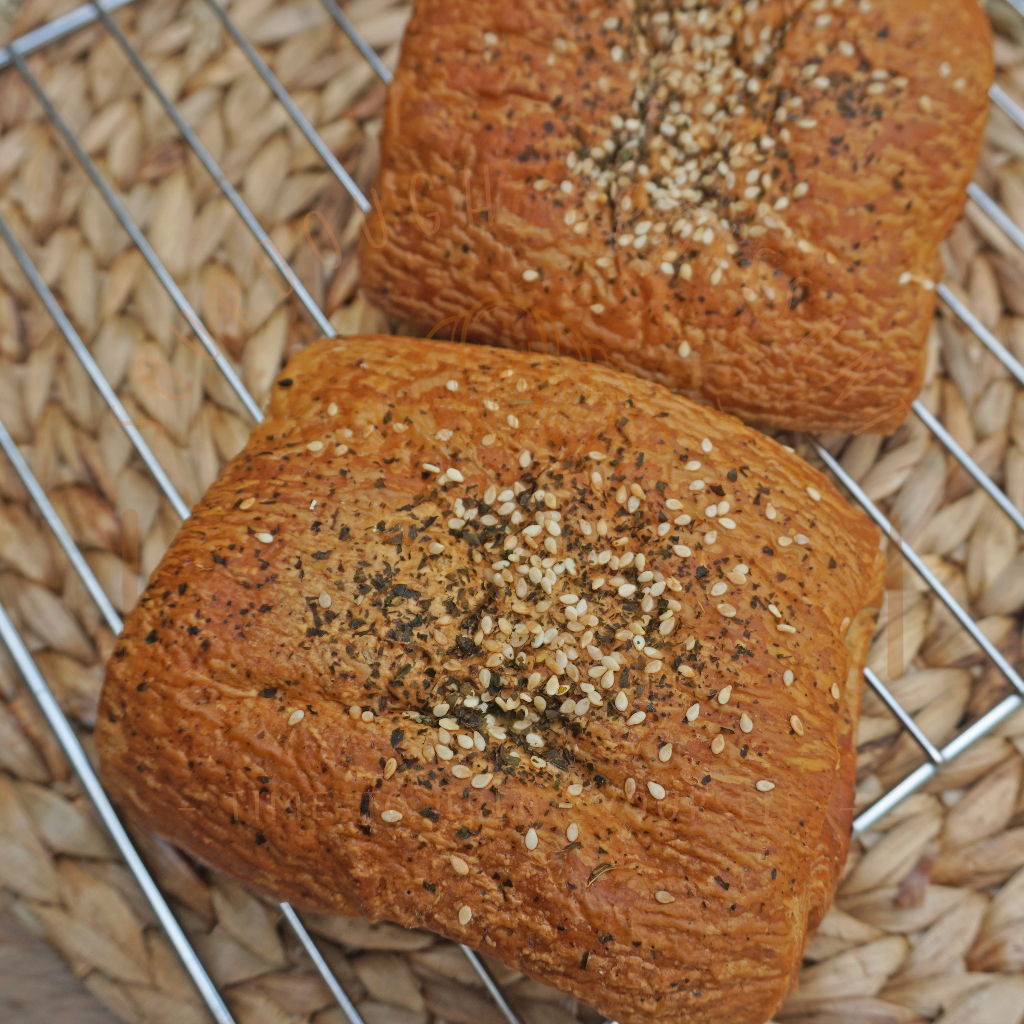 

WHOLEWHEAT MOZARELLA SMOKED BEEF & BLACKPEPPER CROISSANT