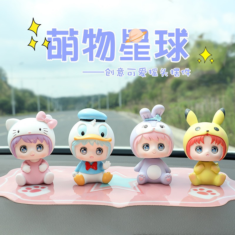 Miniatur Hello Kitty Donald Duck Pikacu / Mainan Mobil / Topper Kue Hello Kitty / Pajangan Hiasan Dashboard Donald Duck