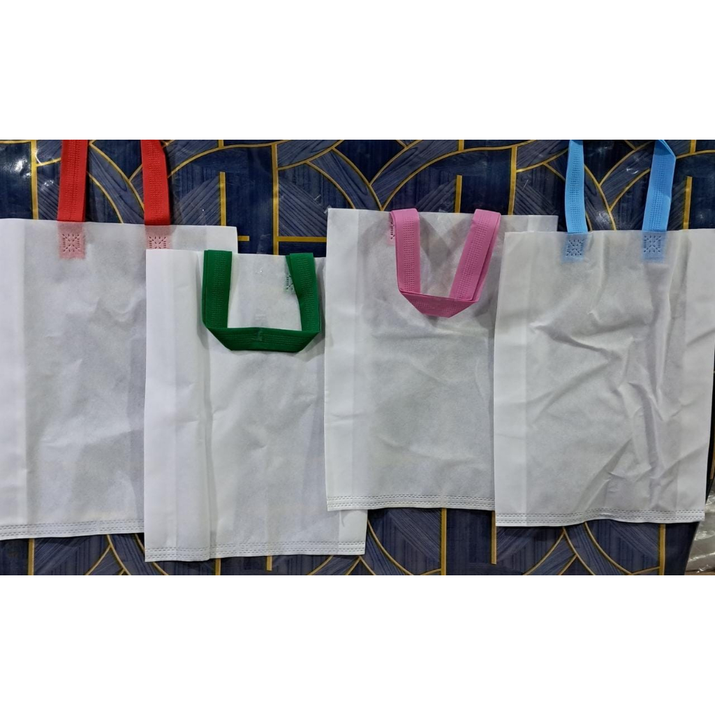 Goodie Bag Handle tali warna 30x40x8 harga LUSINAN