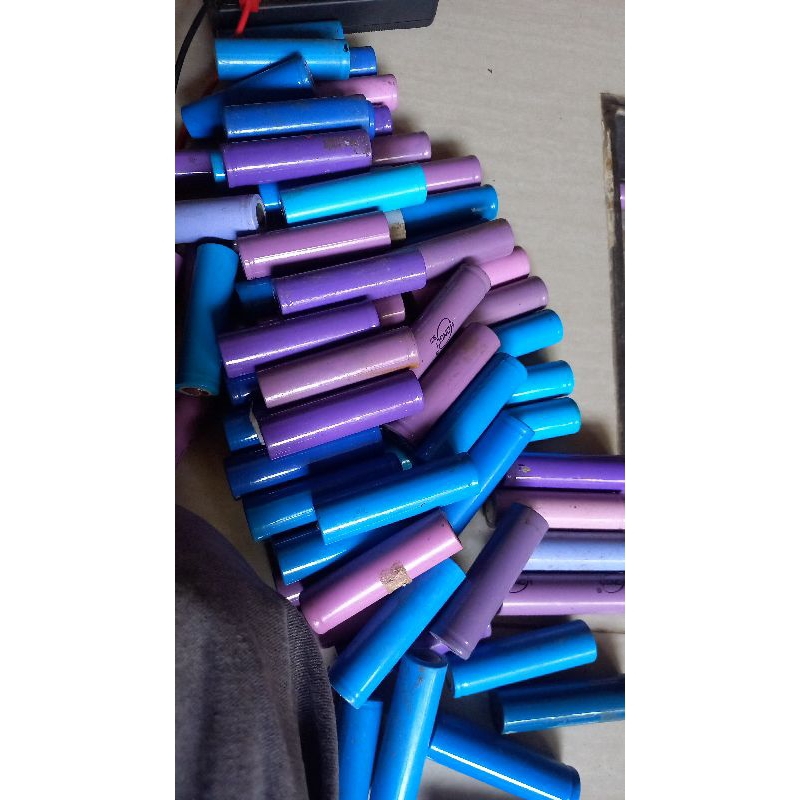 BATRE BATRE CAS 18650 RECHARGEABLE LITHIUM ISI ULANG BEKAS POWERBENG