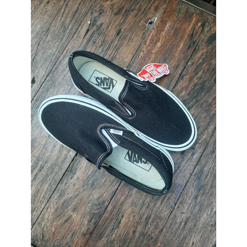 Vans Slip on black white
