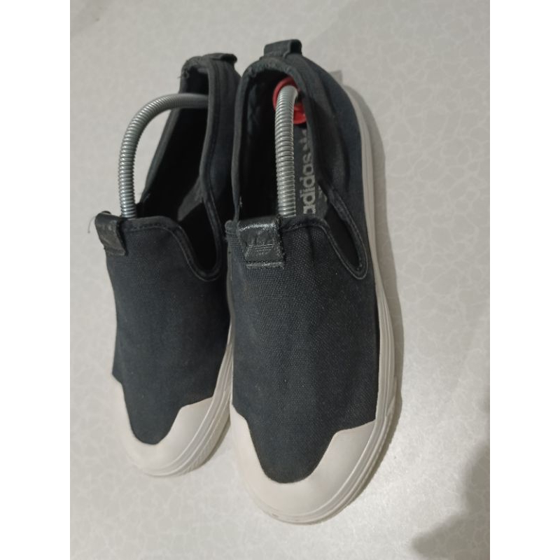 Adidas Nizza Slip on