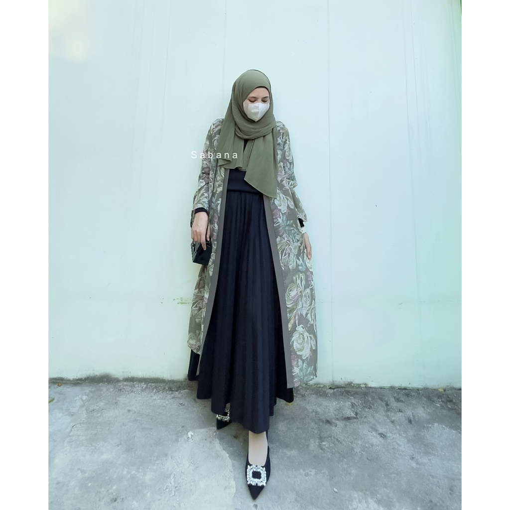 Sabana long outer floral