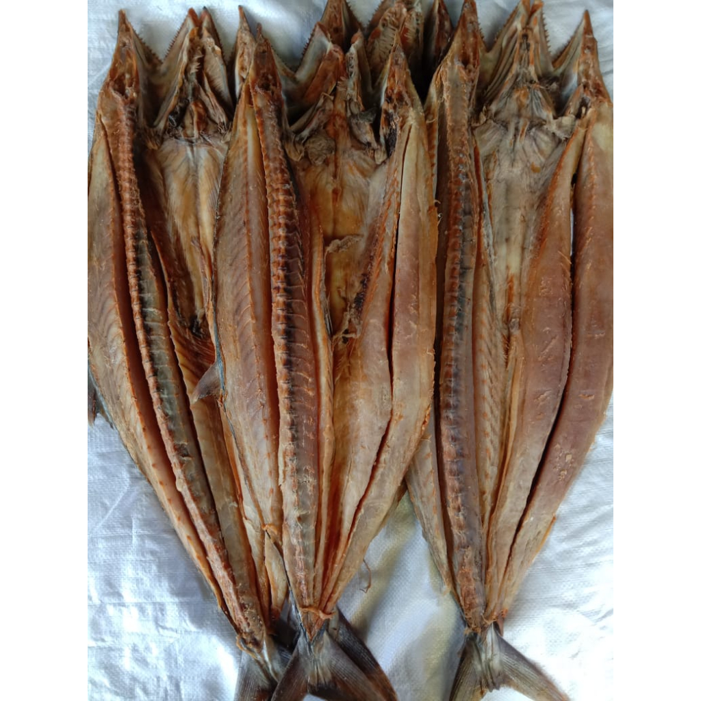 

Ikan Asin Tenggiri 1500 gram (1.5 Kg)