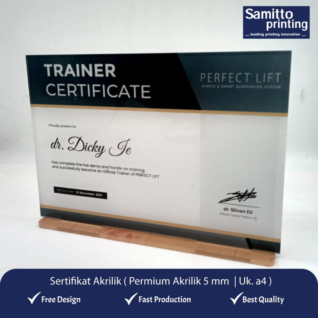 

Premium Produk | Cetak Sertifikat / Piagam Akrilik ( A4) | Tebal 5 mm