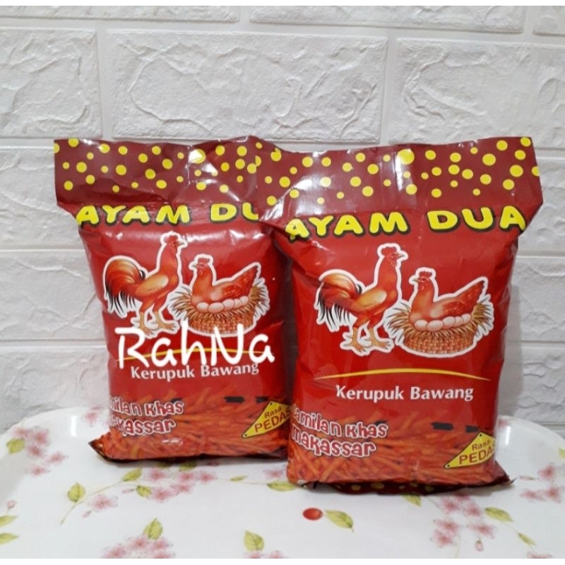 Krupuk bawang AYAM DUA 450 gram produksi dari kota Makassar