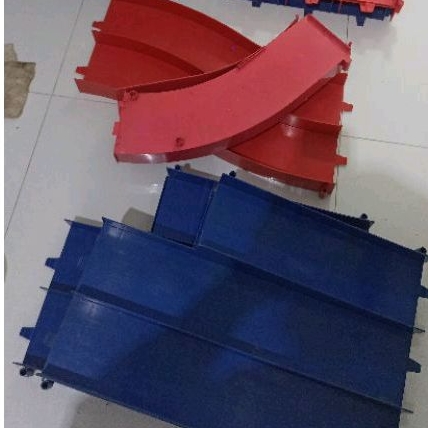 track mainan tamiya mini 4wd 3 jalur ic