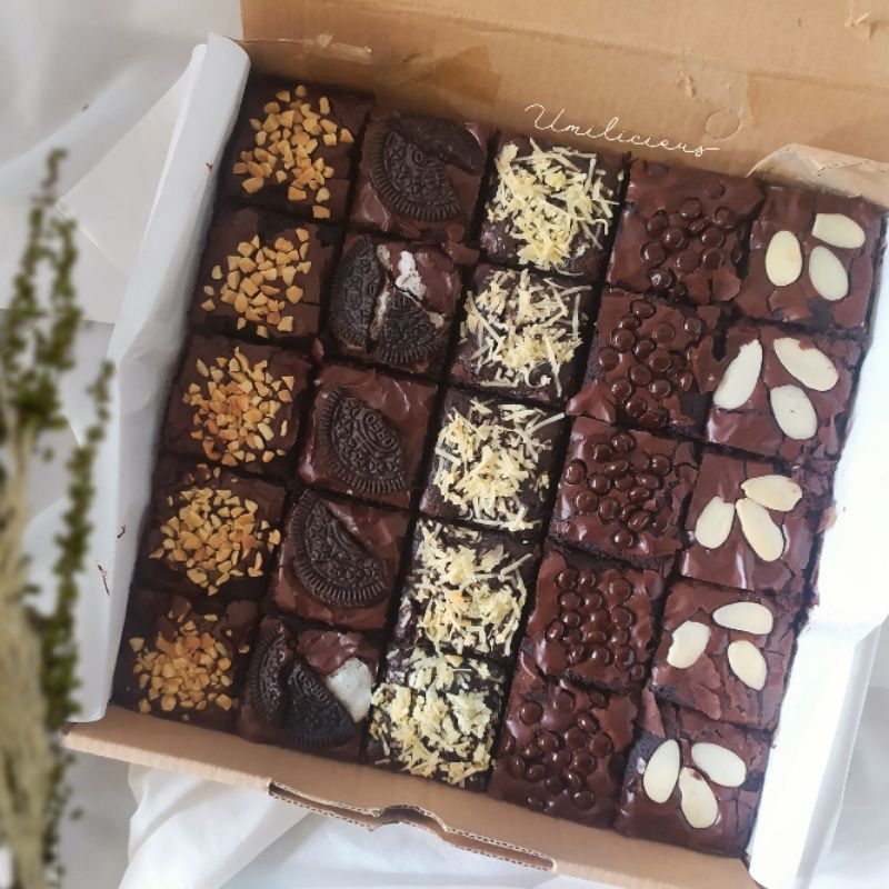 

Fudgy Brownies Mix Topping 2