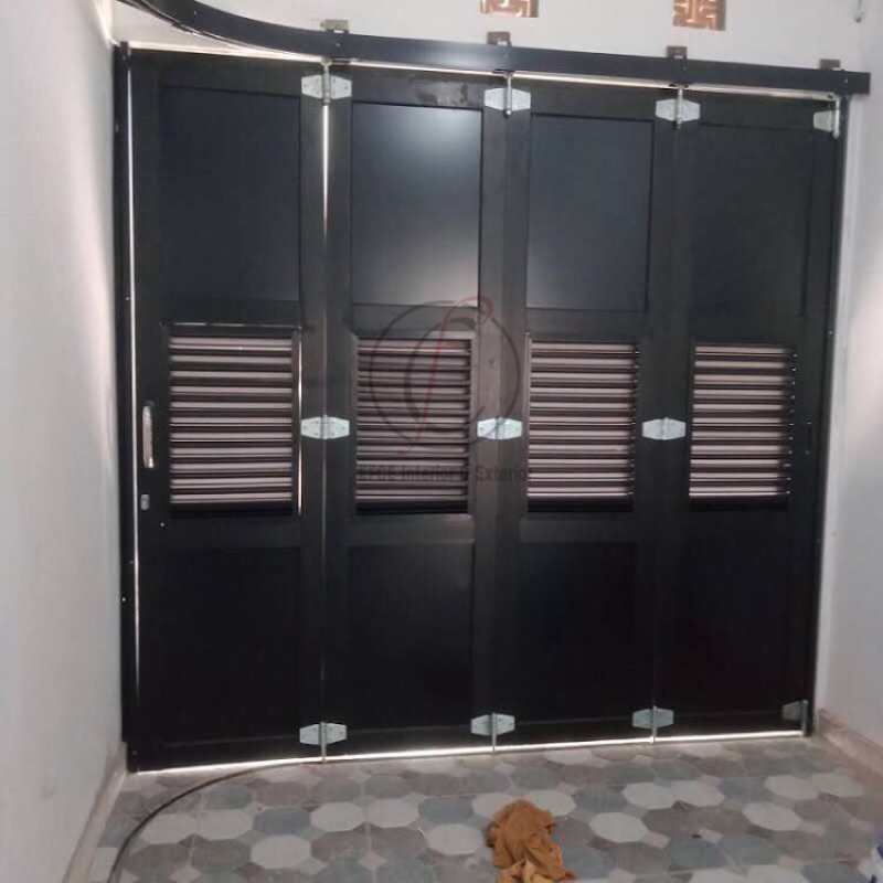 Pintu Garasi Tikung Aluminium