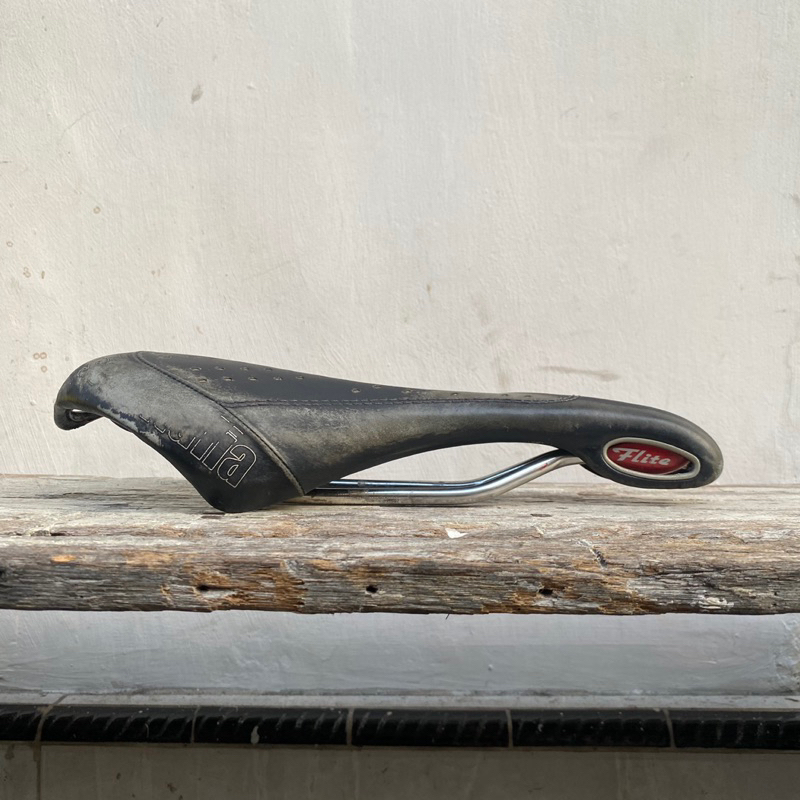Saddle Selle Italia Flite Gel Ti 316 Handmade in Italy Kondisi Bekas Pemakaian Sepeda Roadbike Fixie