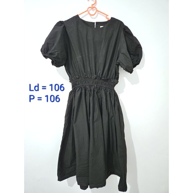 Dress Hitam Balon