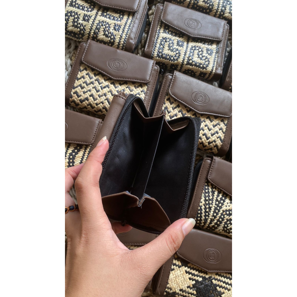 Dompet Etnik Rotan Kalimantan | Dompet Anyaman Rotan Kulit Sintetis