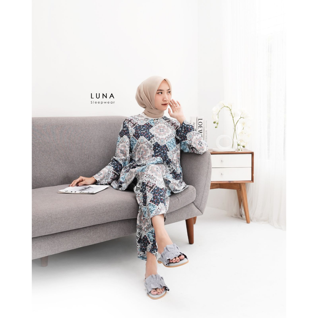 Damelia Luna Sleep Wear Wanita