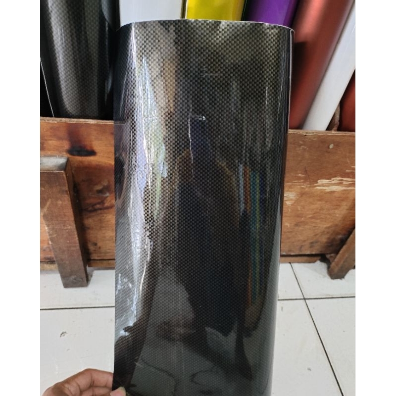 skotlet stiker karbon hitam