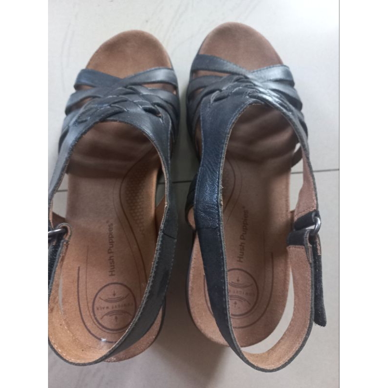 wedges hush puppies black