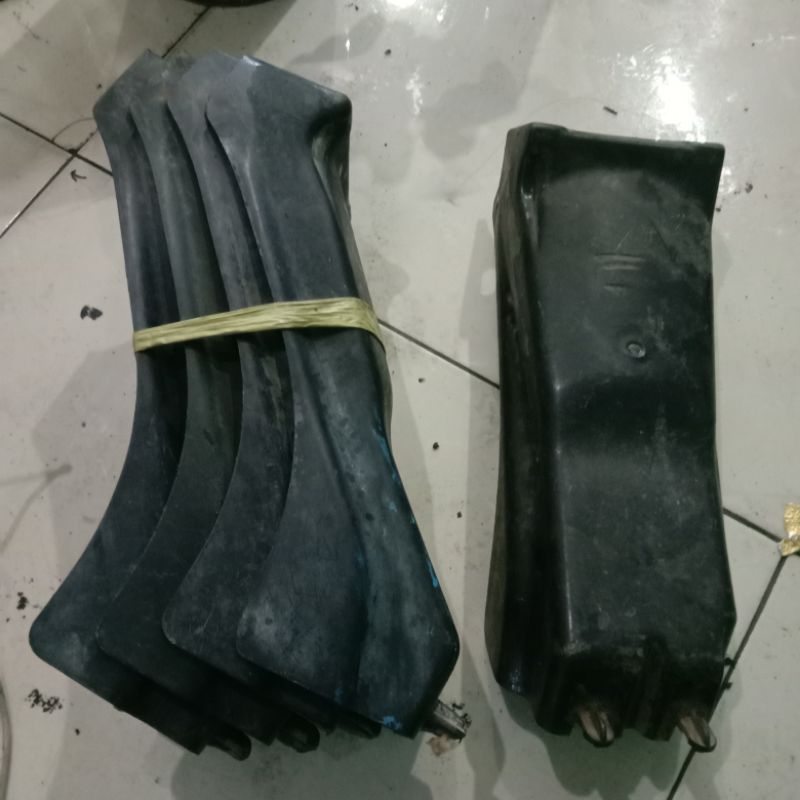 Sambungan slebor gl100/fender slebor gl100 original copotan