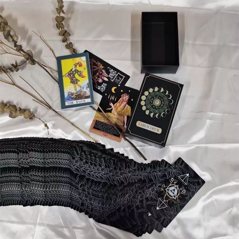 Tarot Deck with Keywords 12x7cm Hadcase