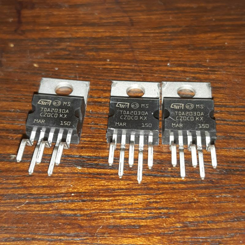 IC TDA2030 tda2030